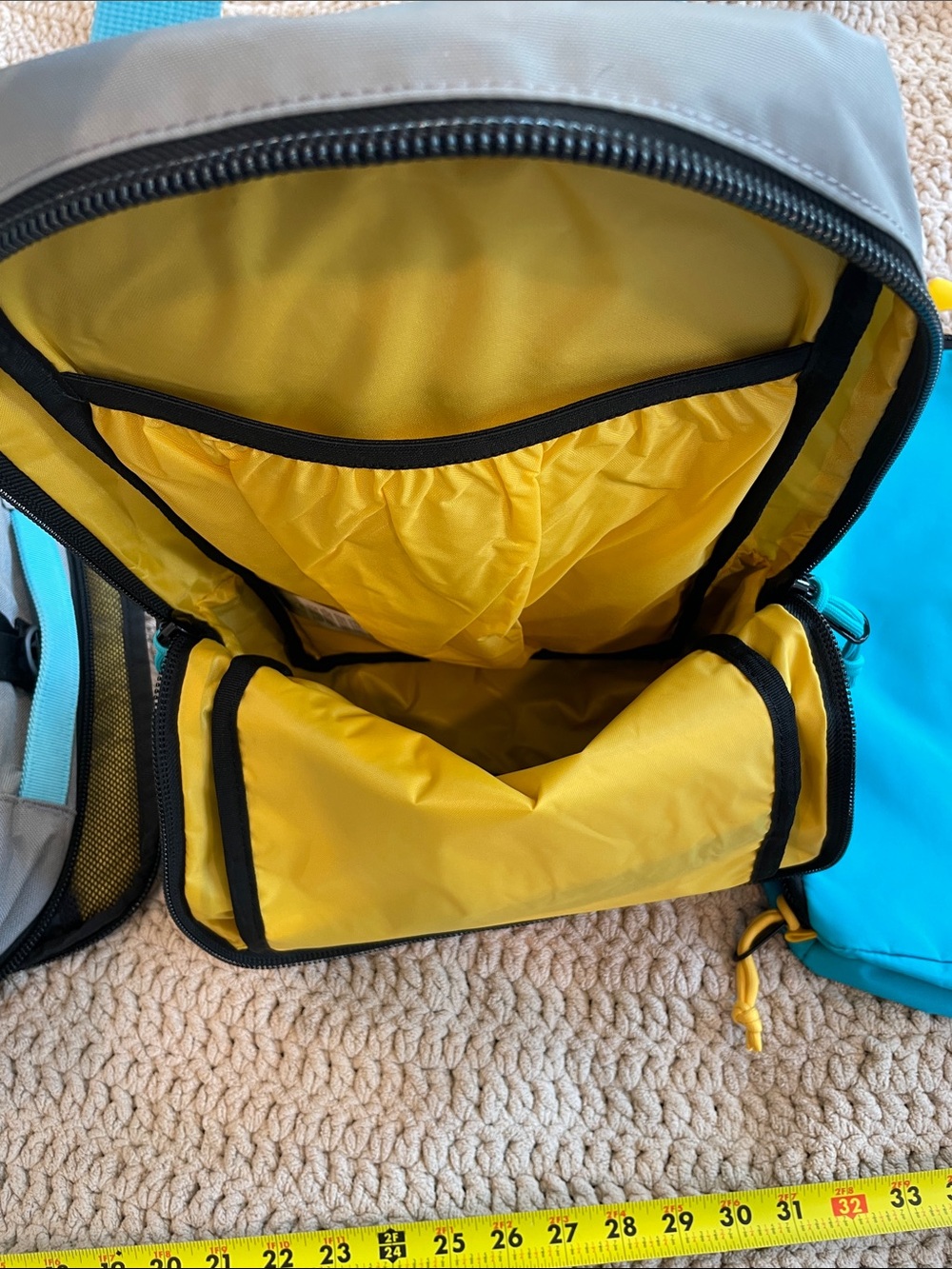 Topo Designs Gray & Black
CARVANA Travel and Daily bag with Turquoise Accents - Picture 8 of 13